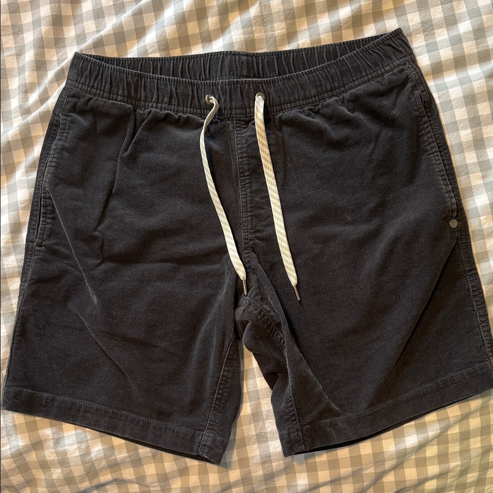 Vuori Black Hybrid Shorts